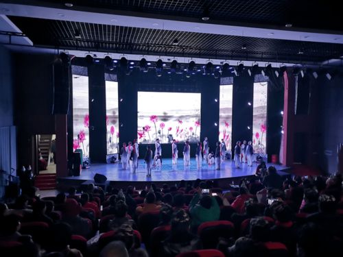 第四十三期“百姓大舞臺”文藝演出在赤水市文化館圓滿舉行——群眾文化共繪紛呈圖景
